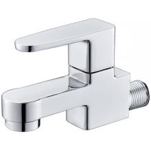 Angle valve for bathtub faucet